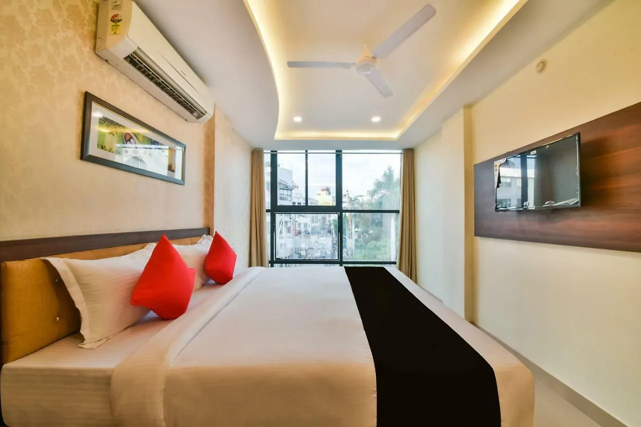 Golden Feather Hotel Udaipur