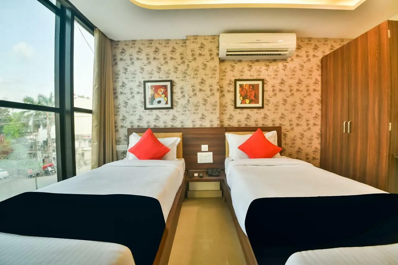 Golden Feather Hotel Udaipur