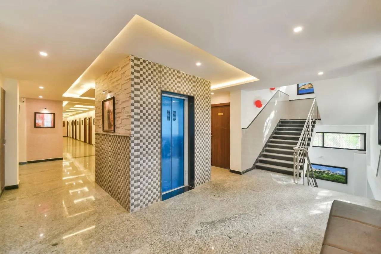 Golden Feather Hotel Udaipur 3*,  India